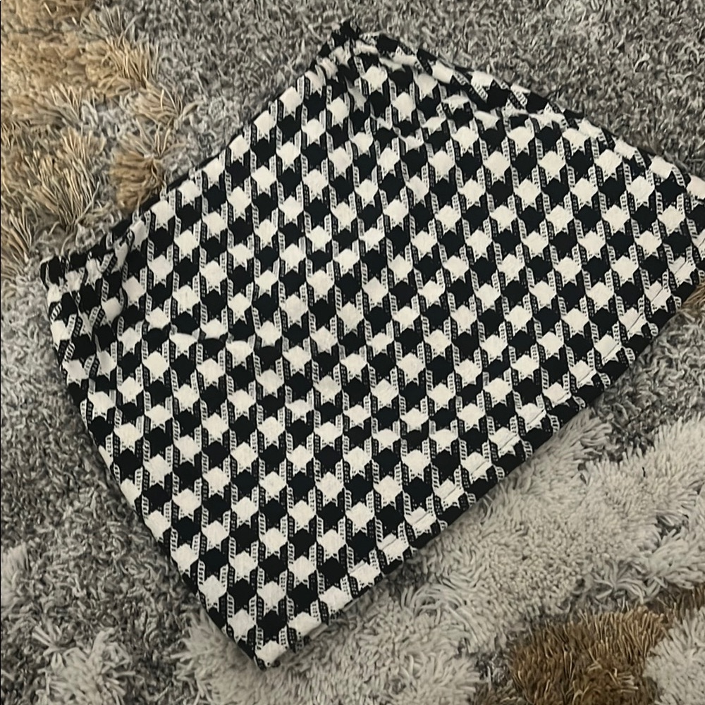 Black and White Mini Pencil Skirt for Work